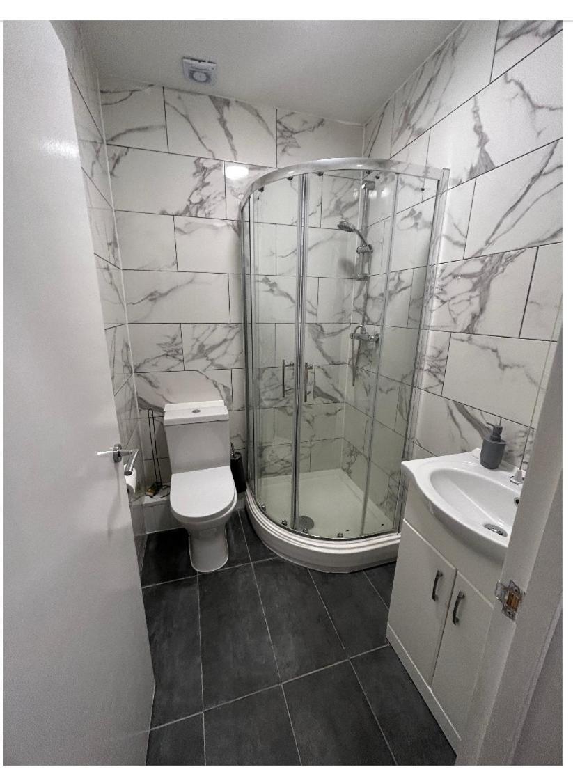 Central Locations 1 Bed Apartments Sleeps 4 London Exterior foto